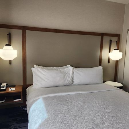 Fairfield Inn & Suites Riverside Corona/Norco Ngoại thất bức ảnh
